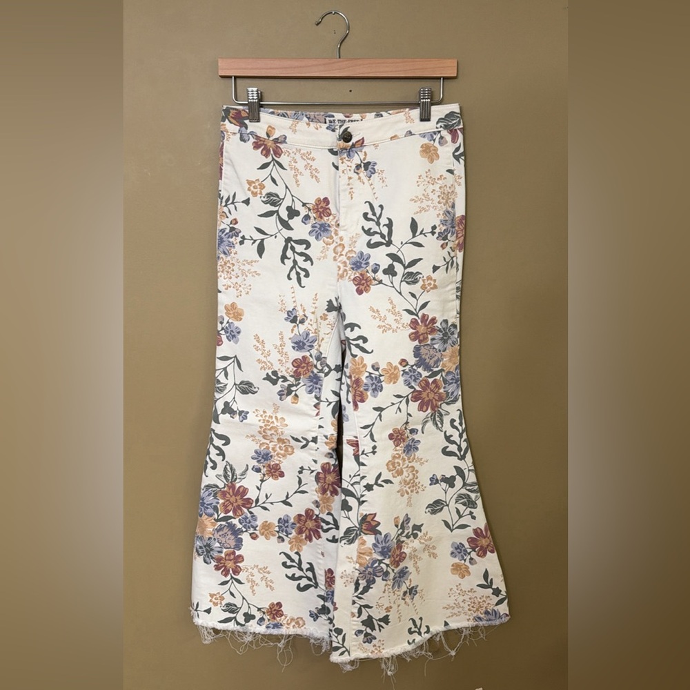 FREE PEOPLE Crop YOUTHQUAKE Print Flare Jeans